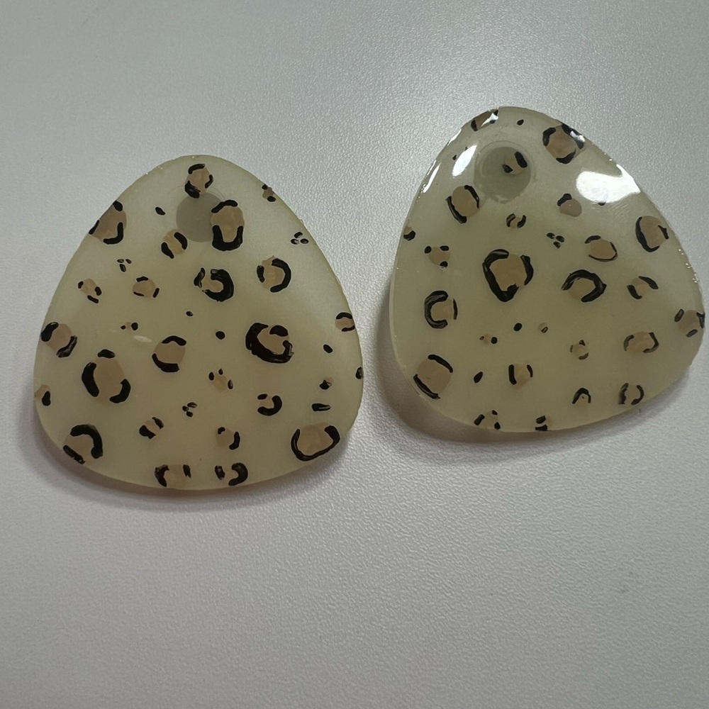 Oval Cheetah Print Earrings